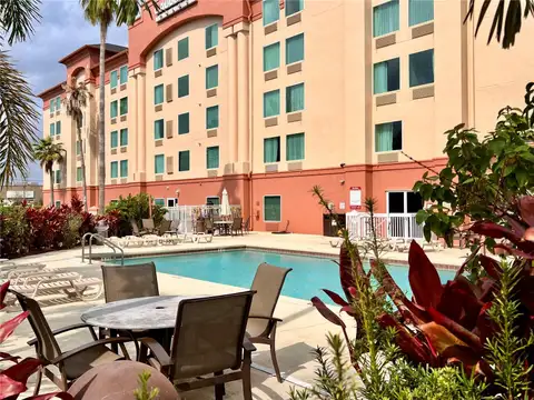 3000 MAINGATE LN #122 — home for sale