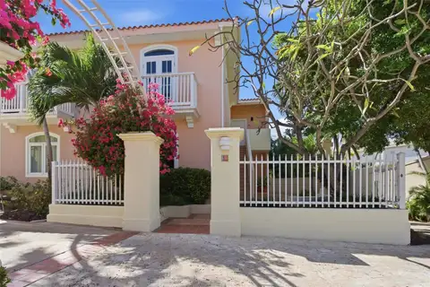 Las Casitas I 1000 AVENUE EL CONQUISTADOR #5241-42-43 — home for sale