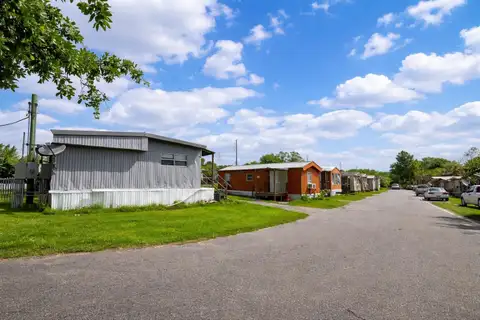 15992 W COLONIAL DR — home for sale