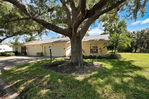 3925 OAKHURST BLVD — home for sale