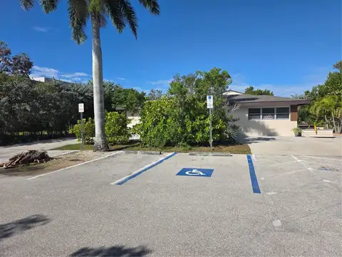 725 PATTY AVE — home for sale
