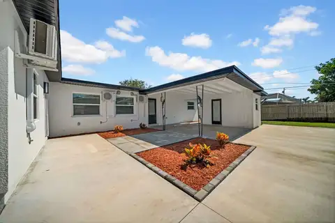 6855 GULF WINDS DR — home for sale