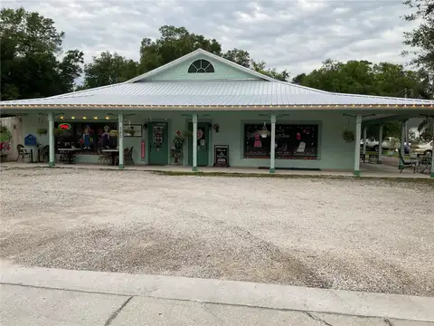 360 S LAKEVIEW DR — home for sale