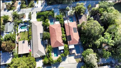 2047 ROSELAWN ST — home for sale