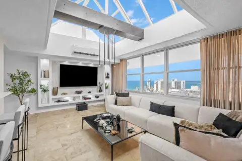 5859 ISLA VERDE AVE #PH-2019 — home for sale