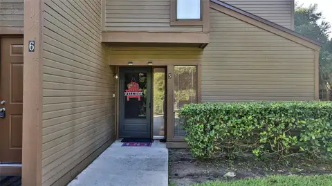 5 SHERBURY CT — home for sale