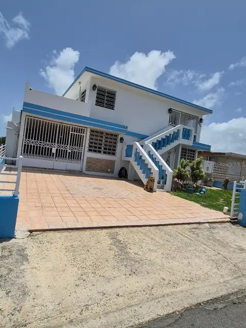 Calle 24 SABANA GARDENS BLQ 14 #22 — home for sale