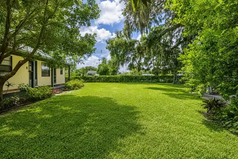 5223 PEACH AVE — home for sale