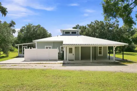 3030 SE HIGHWAY 31 — home for sale