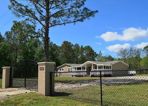307 COUNTRY WORLD DR W — home for sale