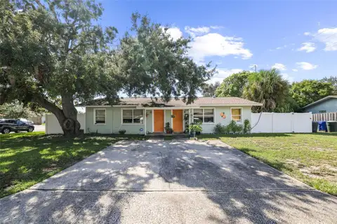 432 DOGWOOD CT — home for sale