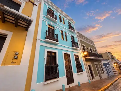 51 CALLE CRUZ #202 — home for sale
