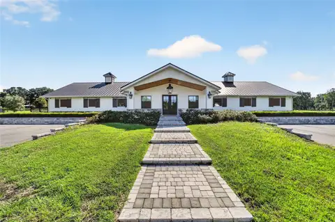 7085 NW HIGHWAY 225 — home for sale